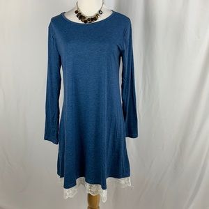 Long Sleeve Scoop Neck Lace Hem Swing Dress